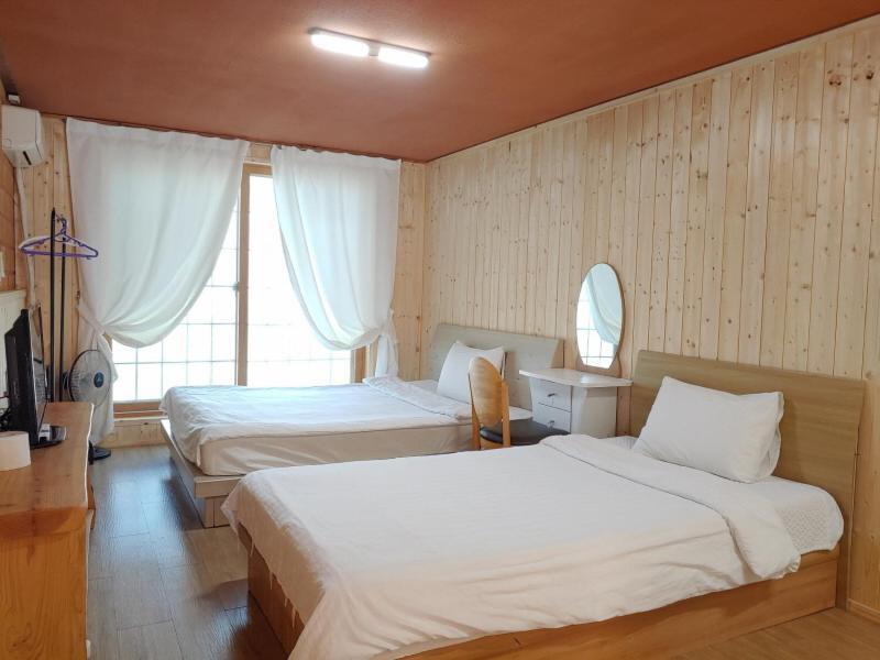 Jeju Hanibaram Pension Exterior photo